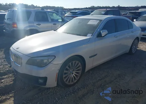 2013 BMW 750Li from USA, damaged, VIN WBAYE8C51DD133016